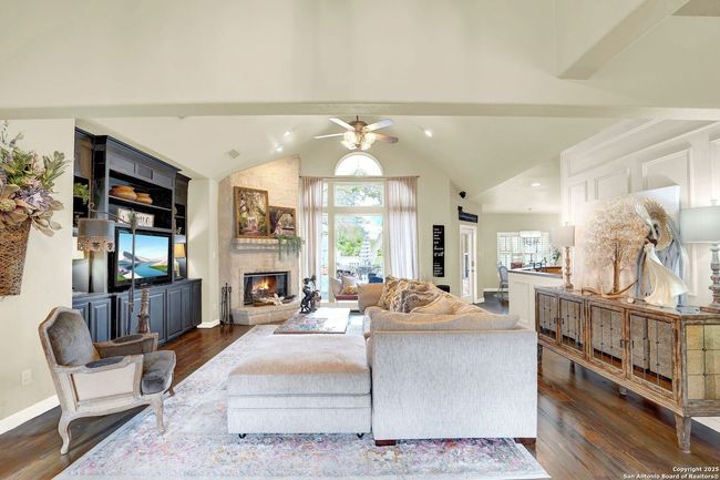 1409 Woodland Ct, House other with 4 bedrooms, 4 bathrooms and null parking in Hondo TX | Image 12