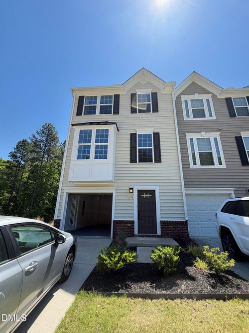 1214 Helms St, Durham, NC, 27713-2052 | Card Image