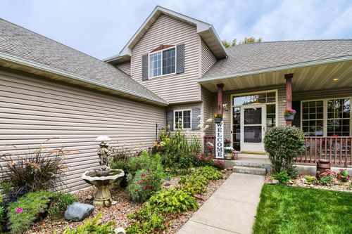 752 Melville Cir, Hastings, MN, 55033-4045 | Card Image