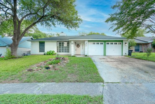 6407 Ridge Pass Dr, San Antonio, TX, 78233-3937 | Card Image