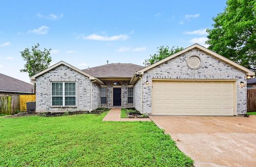 920 Felicia Ln, Arlington, TX, 76017-1737 | Card Image
