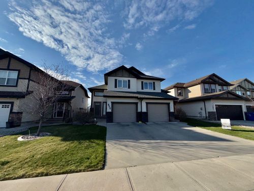 755 Silkstone Close W, Lethbridge, AB, T1J4B9 | Card Image