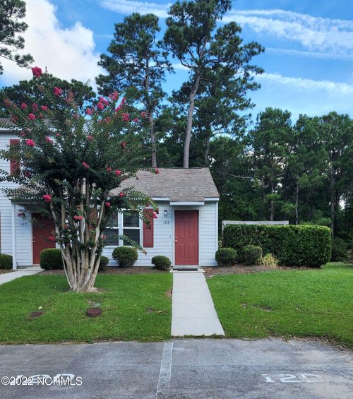 d-12 Portwest Townhouses, Swansboro, NC, 28584-8205 | Card Image