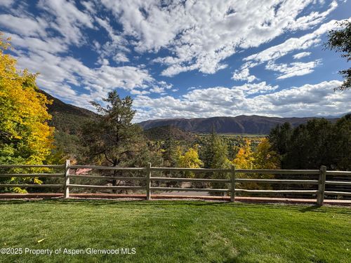 641 Pinon Dr, Basalt, CO, 81621-5039 | Card Image