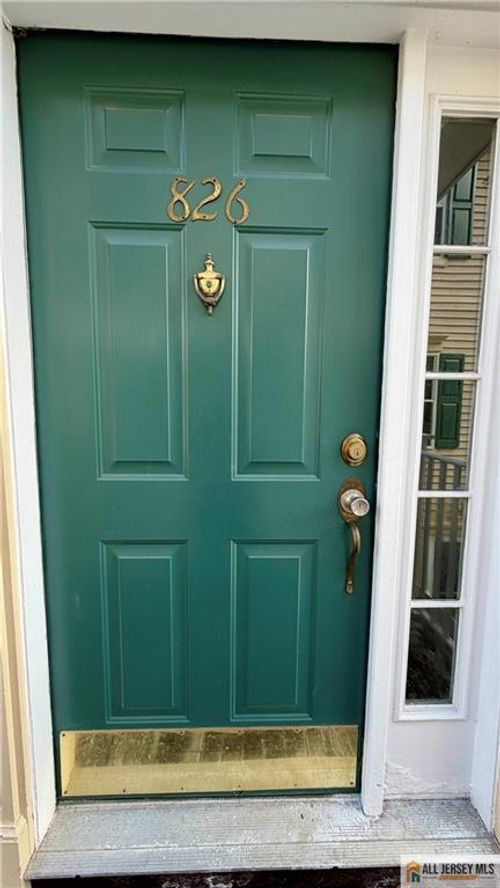 826 Magnolia Ln, Branchburg, NJ, 08876-6114 | Card Image