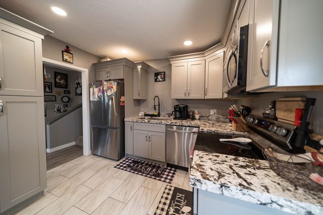 615 E 300 N, House other with 3 bedrooms, 2 bathrooms and 1 parking in Price UT | Image 6