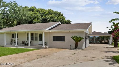 826 Ira St, Carencro, LA, 70520-5830 | Card Image