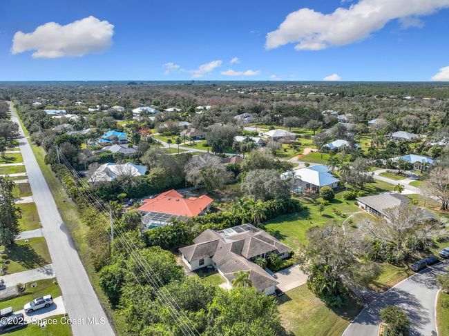 603 Cross Creek Dr, House other with 4 bedrooms, 2 bathrooms and null parking in Sebastian FL | Image 51