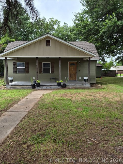 316 Nw 6th St, Checotah, OK, 74426-2056 | Card Image