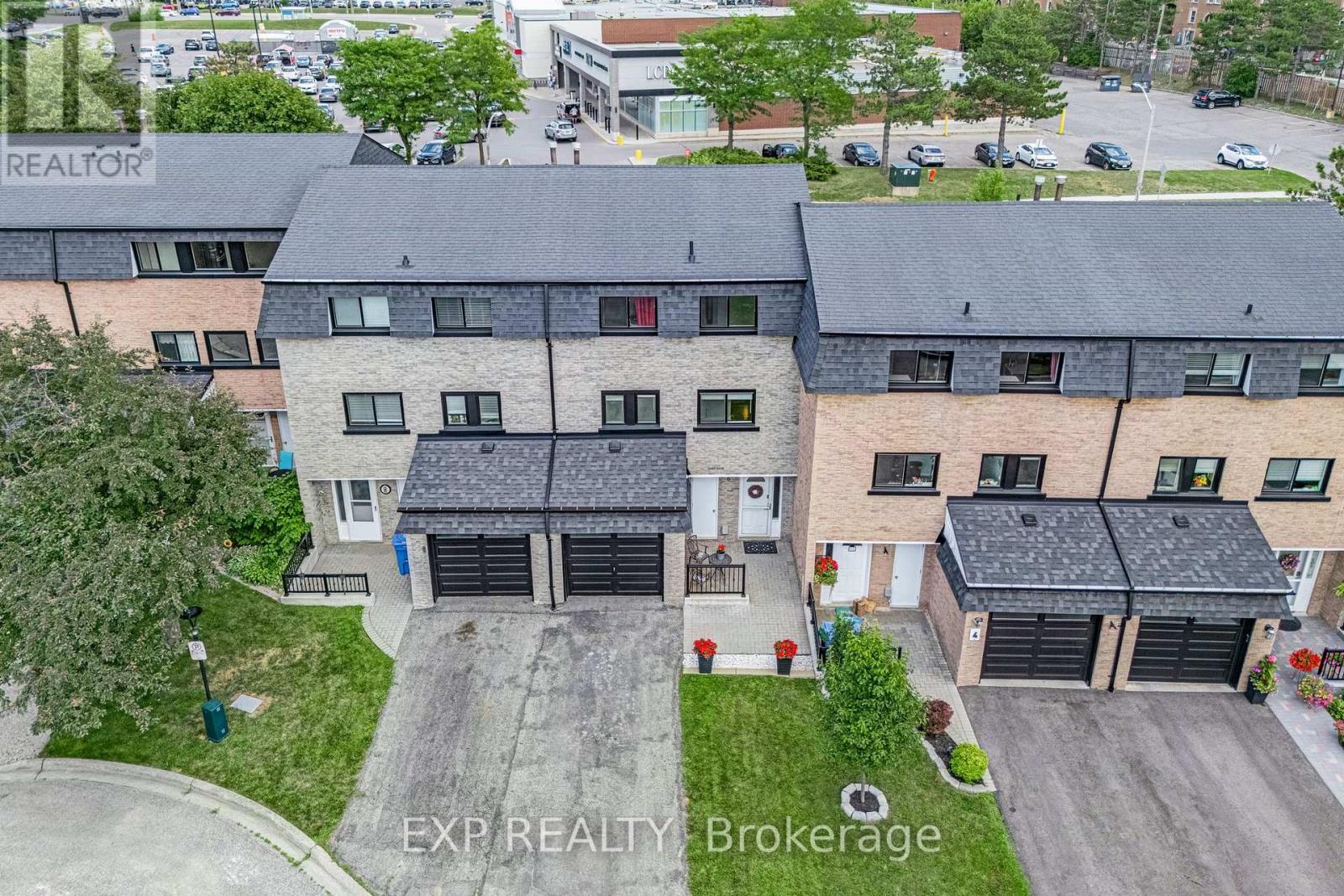Residential in Aurora (Aurora Highlands) 3