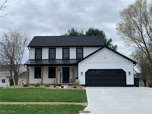 681 Oakcrest Dr, Wadsworth, OH, 44281-8605 | Card Image