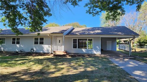 509 Indian Trl, Belton, MO, 64012-3237 | Card Image