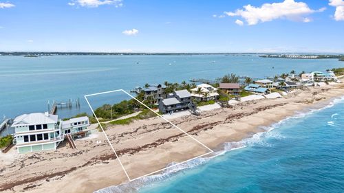 918 Se Macarthur Blvd, Stuart, FL, 34996 | Card Image