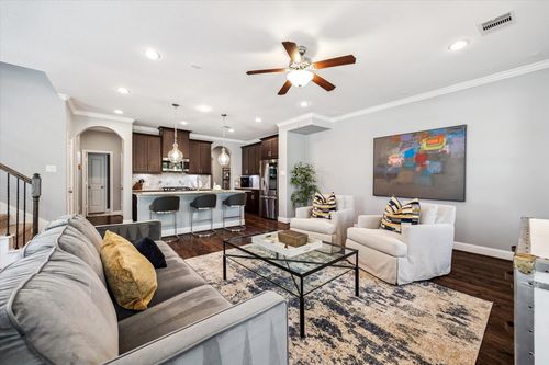 725 Via Lago, Webster, TX, 77598-1405 | Card Image