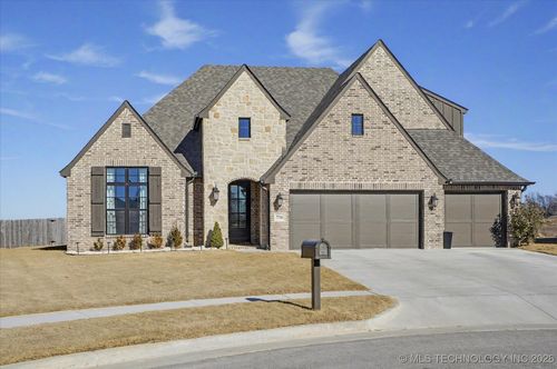 7716 N 150th East Ct, Owasso, OK, 74055-7970 | Card Image