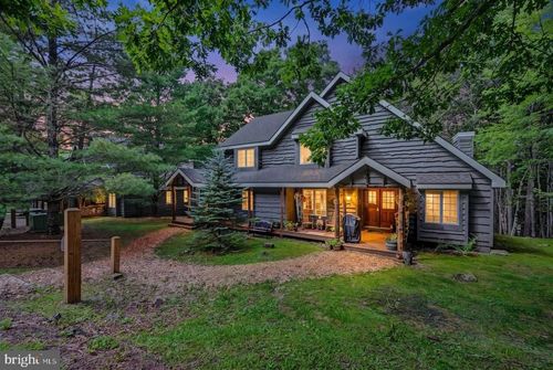 51 Short Hill Rd, Lake Harmony, PA, 18624 | Card Image