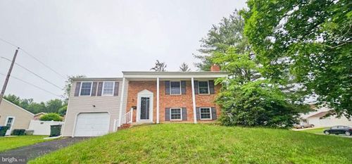 3 New Coach Ln, WILLINGBORO, NJ, 08046-1905 | Card Image