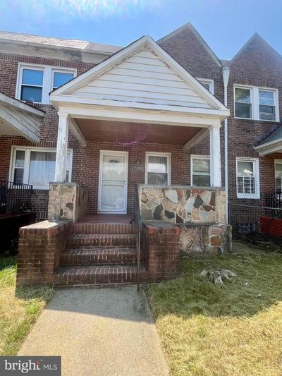 2505 Loyola Southway, Townhouse with 3 bedrooms, 2 bathrooms and null parking in BALTIMORE MD | Image 1