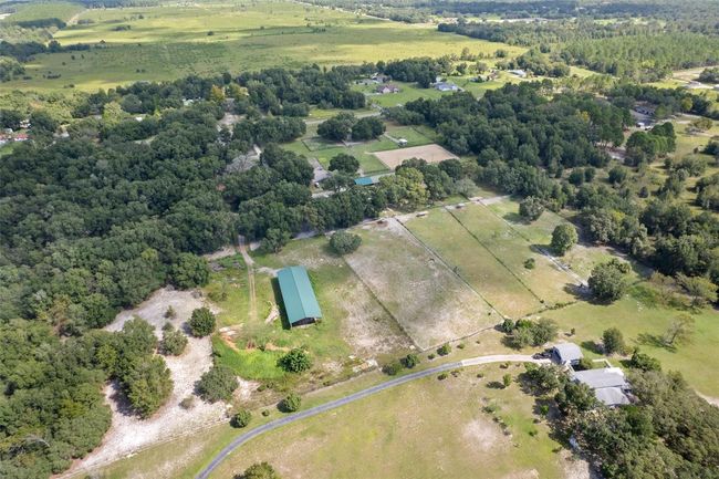 11046 Kitten Trl, Home with 3 bedrooms, 2 bathrooms and null parking in HUDSON FL | Image 20