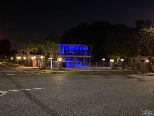 320 E Mallory St, Pensacola, FL, 32503-5243 | Card Image