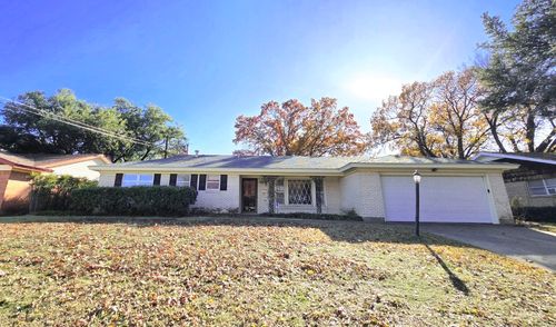 5708 Starlight Dr, Haltom City, TX, 76117-2158 | Card Image