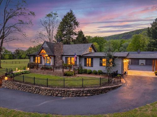 7463 Valley View Hwy, Whitwell, TN, 37397-6117 | Card Image