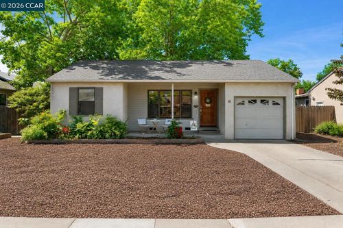 10 Pendegast St, Woodland, CA, 95695-4635 | Card Image