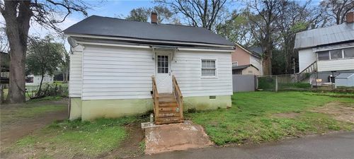 2 Willow St, Porterdale, GA, 30014-2902 | Card Image