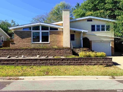 1005 Edison Ct, Pekin, IL, 61554-2939 | Card Image