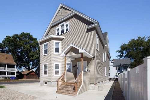 877 Belmont Ave, Springfield, MA, 01108-4240 | Card Image