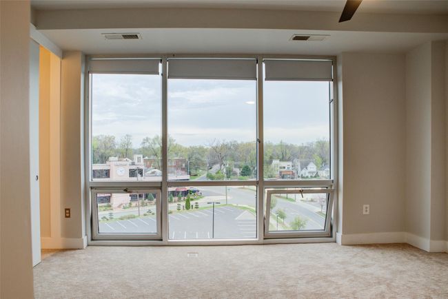 UNIT-607 - 1133 Metropolitan Ave, Condo with 2 bedrooms, 2 bathrooms and null parking in Charlotte NC | Image 4