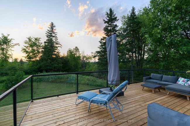 1141 Julia Crt, House other with 3 bedrooms, 3 bathrooms and 7 parking in Dunrobin ON | Image 17