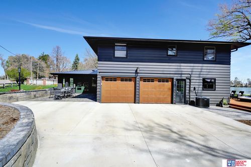 209 N Maloney Dr, North Platte, NE, 69101-8901 | Card Image