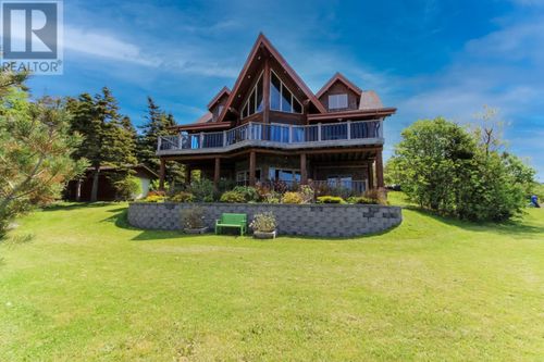 30 Country Garden Rd, Portugal Cove - St. Philips, NL, A1M3T2 | Card Image
