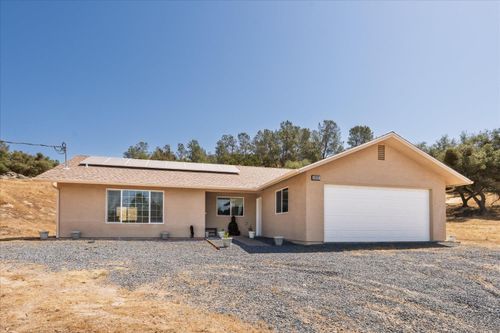 29215 Yosemite Springs Pkwy, Coarsegold, CA, 93614-9655 | Card Image