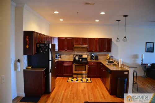 202-547 547 Sayre Ave Avenue, Perth Amboy, NJ, 08861 | Card Image