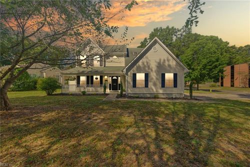 596 Thole St, Norfolk, VA, 23505-4251 | Card Image