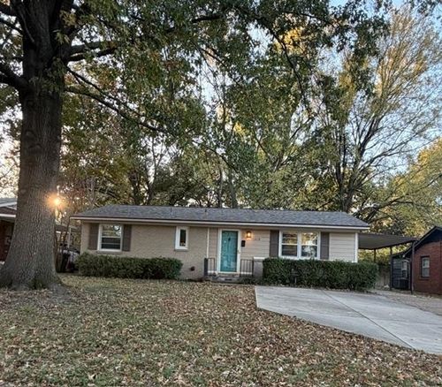 1219 S White Station Rd, Memphis, TN, 38117-6327 | Card Image