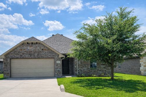 3210 Main St, Granbury, TX, 76049-1473 | Card Image