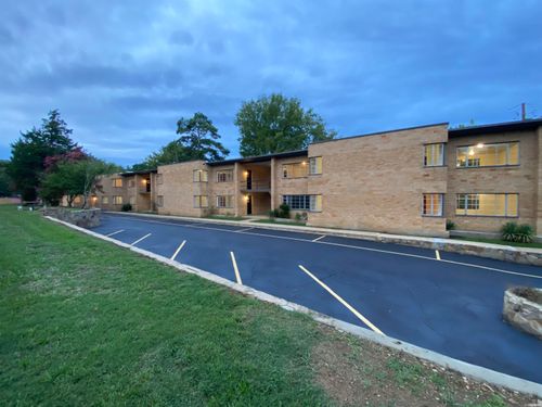 1007 Park Ave, Hot Springs, AR, 71901-3012 | Card Image