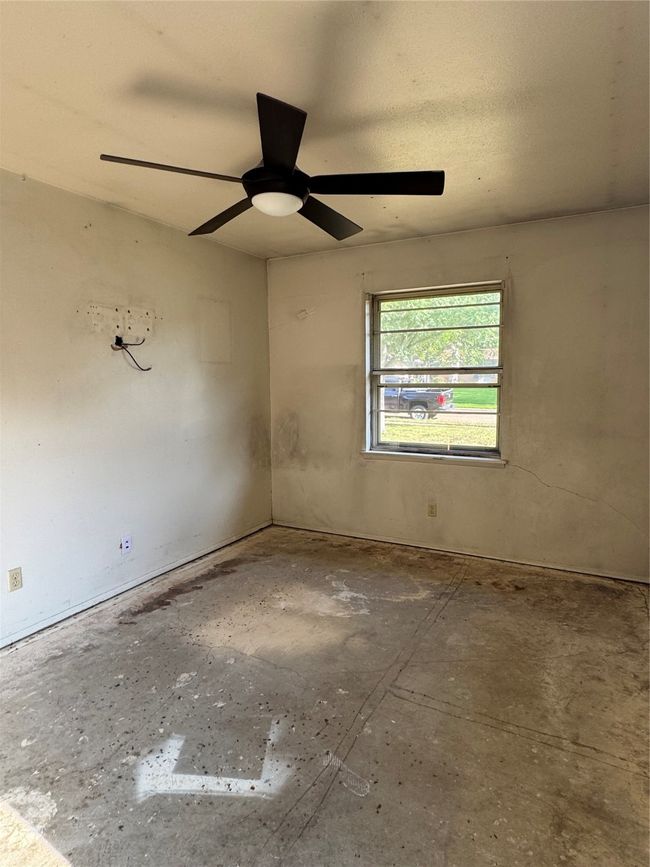 819 Wateka Way, House other with 3 bedrooms, 2 bathrooms and null parking in Richardson TX | Image 22
