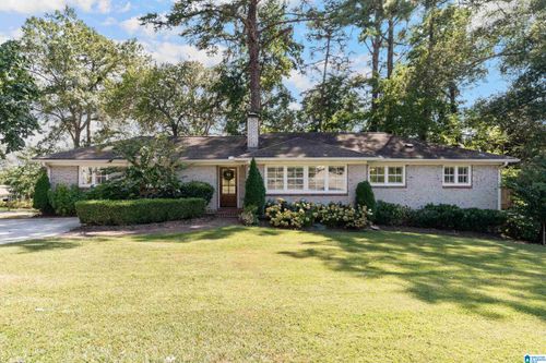 2025 Hickory Rd, VESTAVIA HILLS, AL, 35216-1519 | Card Image