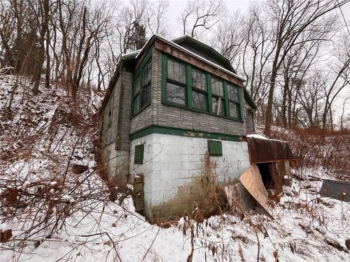 832 Oak Ave, Rochester, PA, 15074-1530 | Card Image