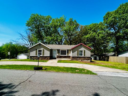 2002 Cash St, Neosho, MO, 64850-3006 | Card Image