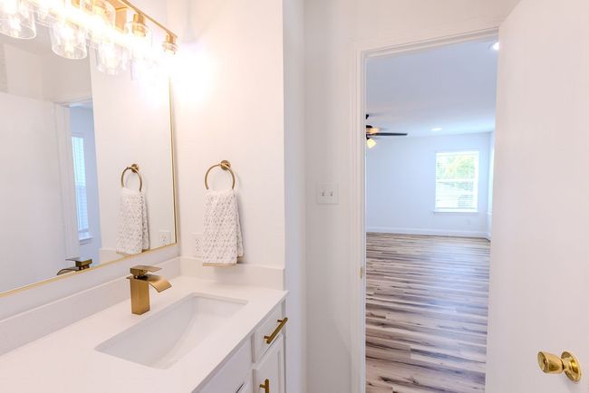 2416 Big Spring Dr, House other with 5 bedrooms, 4 bathrooms and null parking in Fort Worth TX | Image 20
