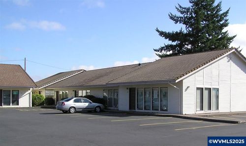 750-750 Hawthorne Ave Ne, Salem, OR, 97301-4675 | Card Image