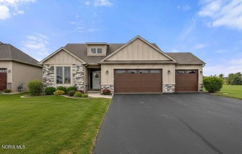 9233 Summer Song Ln, Sylvania, OH, 43560-8208 | Card Image