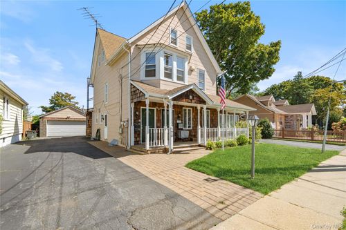 120 S High St, Lindenhurst, NY, 11757-5023 | Card Image