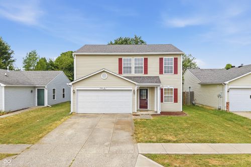 2420 Harvest Moon Dr, Greenwood, IN, 46143-7345 | Card Image