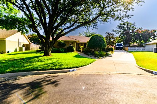 1029 Springfield St, Mansfield, TX, 76063-2555 | Card Image